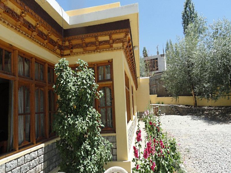 Royal Heritage Resort Leh Ngoại thất bức ảnh